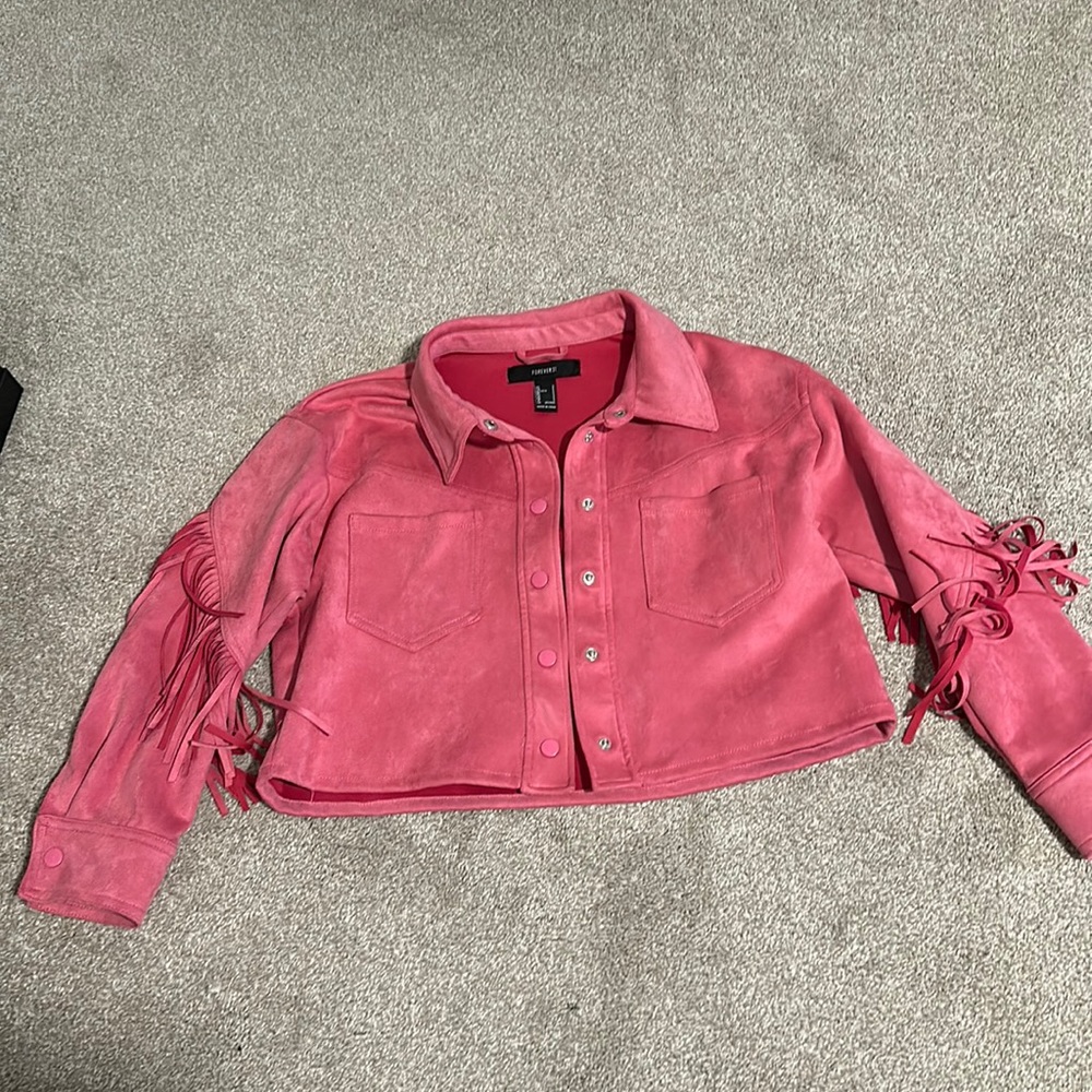 Cropped pink jacket